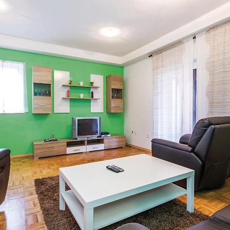 Stunning Apartment In 마툴지 외부 사진